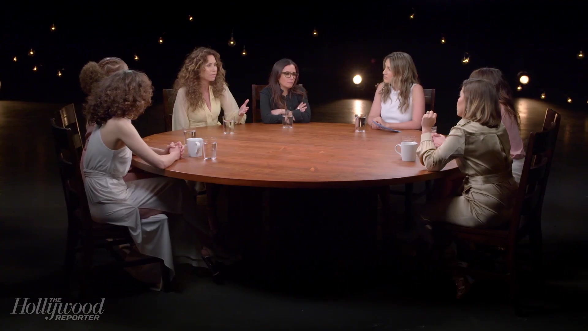 emmyrossumweb_comedyactressroundtable_hollywoodreporter17_000541.jpg