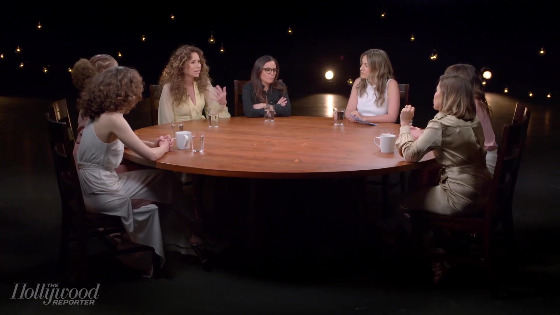 emmyrossumweb_comedyactressroundtable_hollywoodreporter17_000542.jpg
