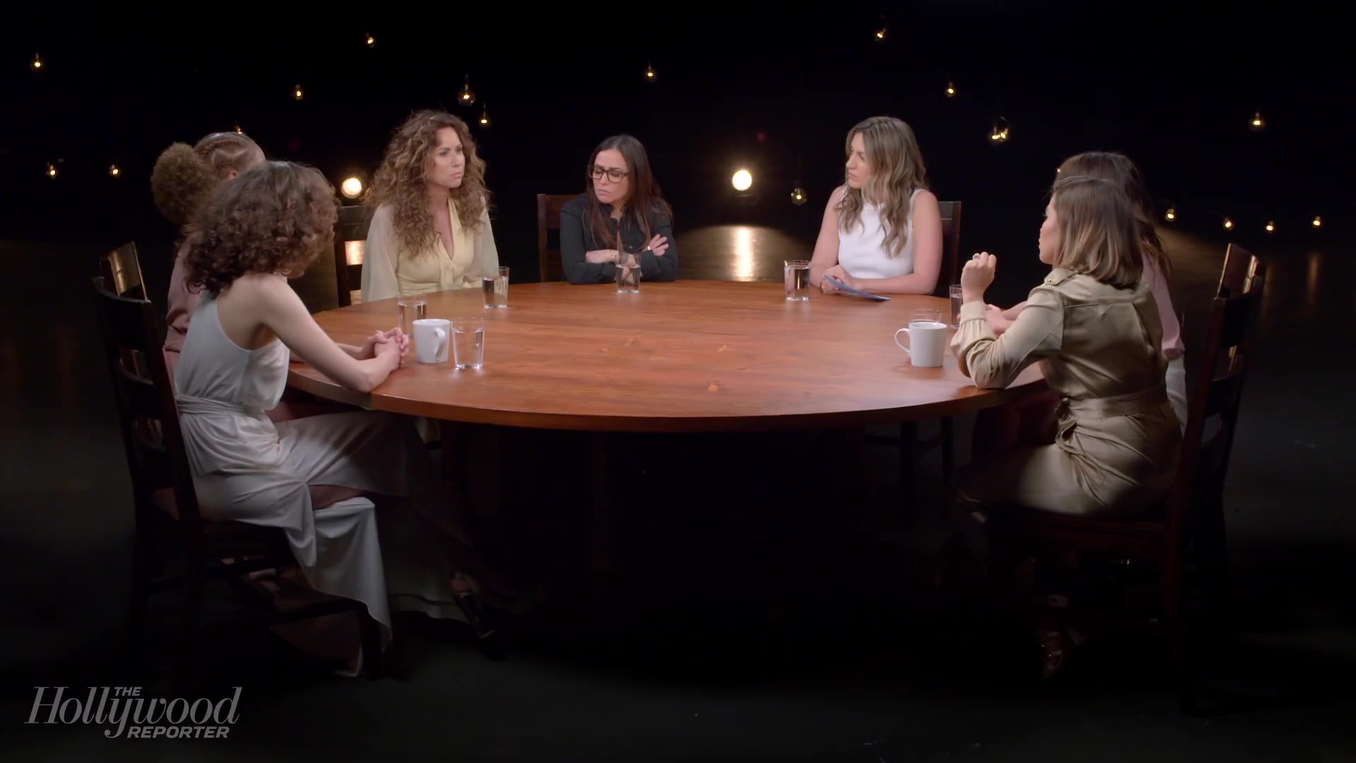emmyrossumweb_comedyactressroundtable_hollywoodreporter17_000544.jpg