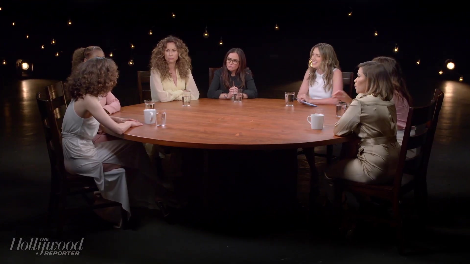 emmyrossumweb_comedyactressroundtable_hollywoodreporter17_000563.jpg
