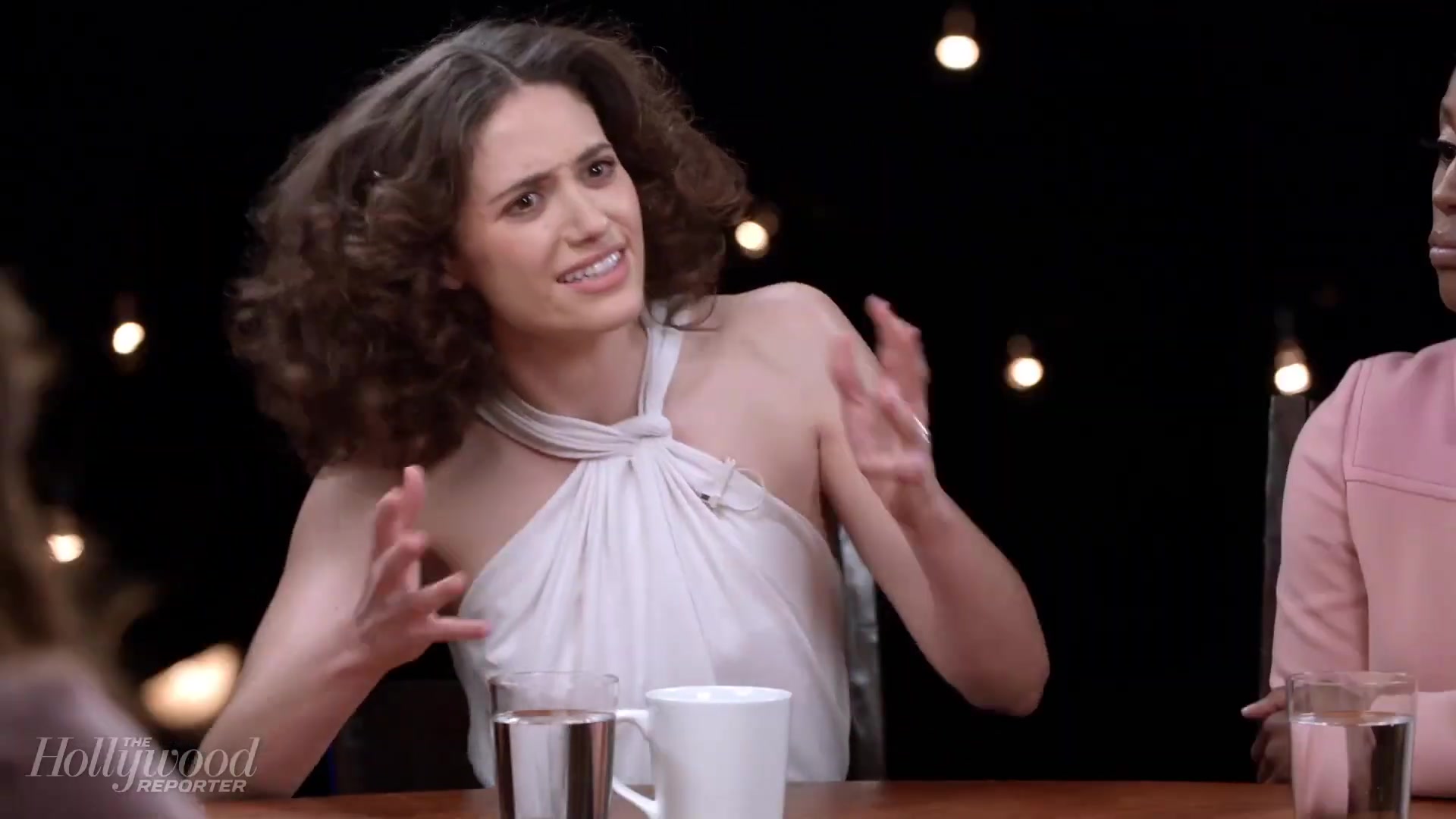emmyrossumweb_comedyactressroundtable_hollywoodreporter17_000576.jpg
