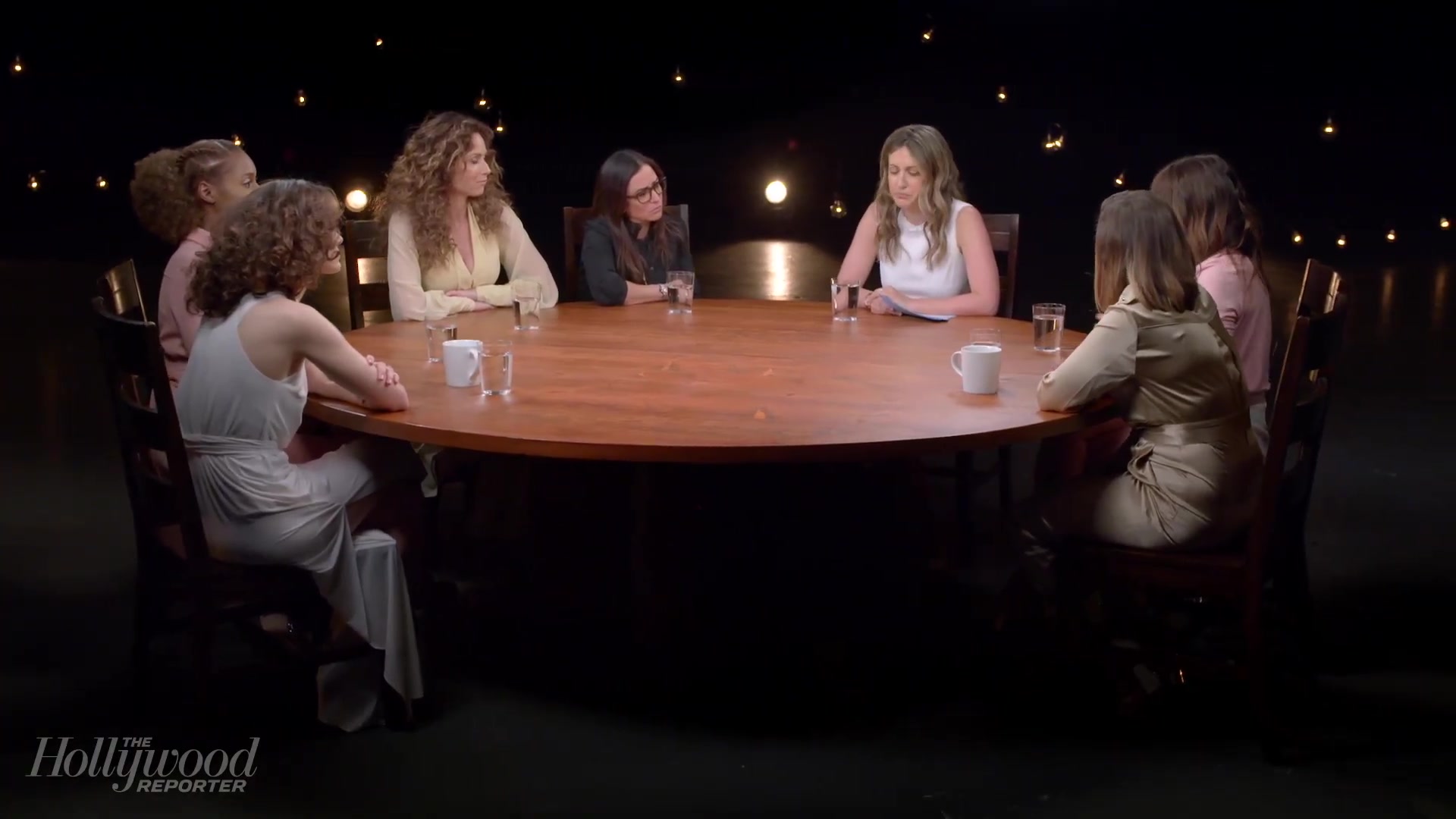 emmyrossumweb_comedyactressroundtable_hollywoodreporter17_001025.jpg