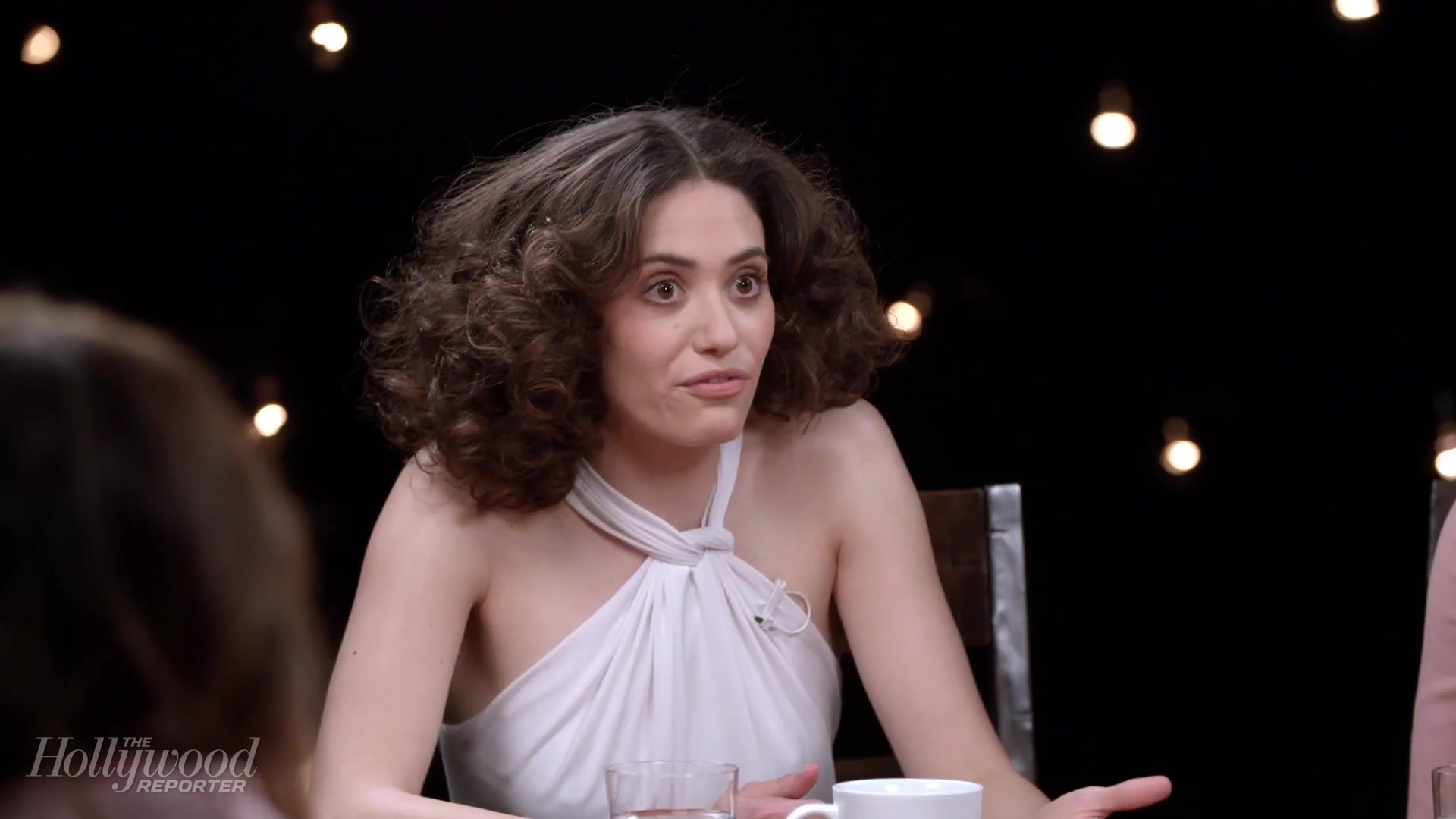 emmyrossumweb_comedyactressroundtable_hollywoodreporter17_001125.jpg