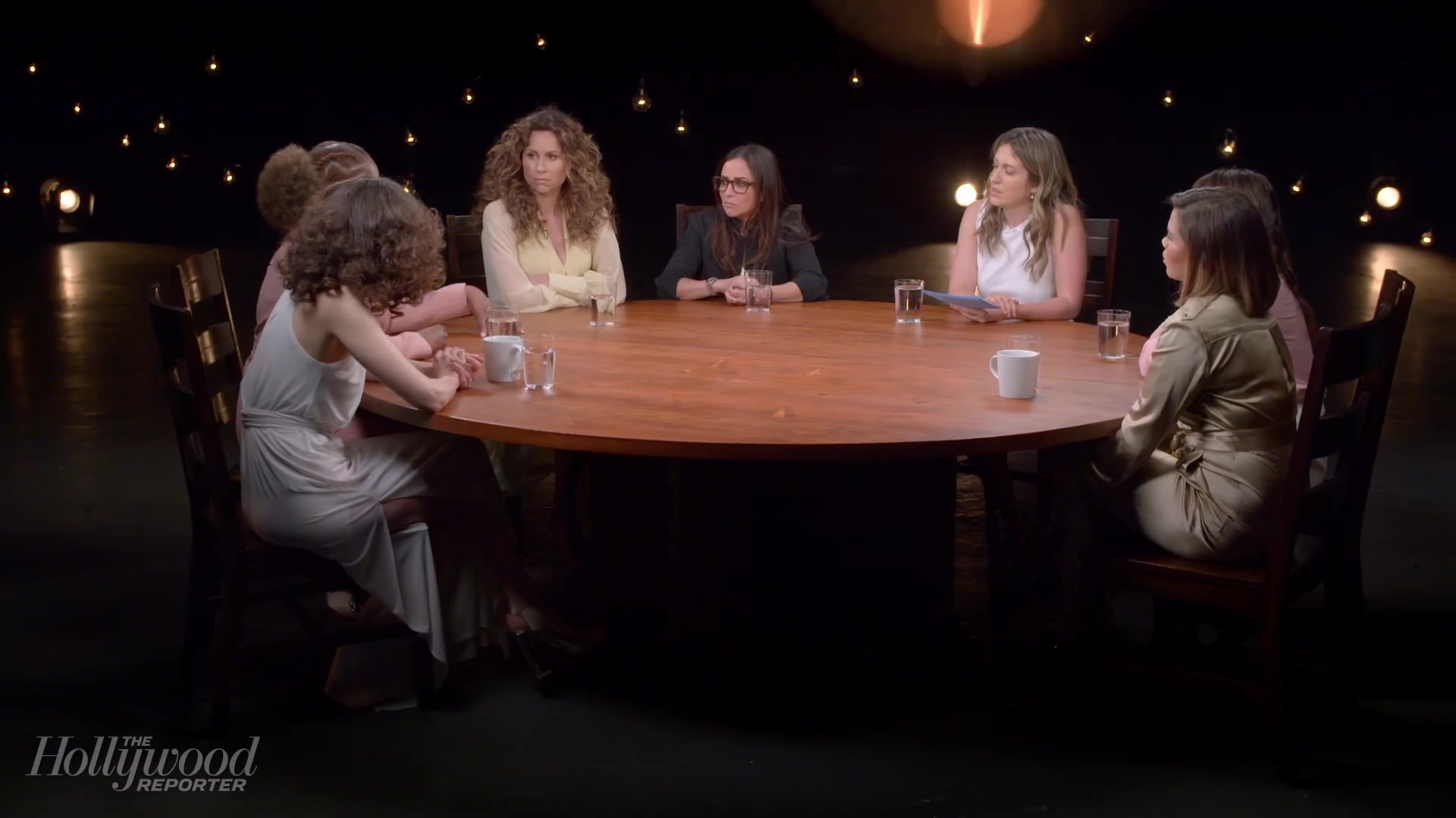 emmyrossumweb_comedyactressroundtable_hollywoodreporter17_001341.jpg