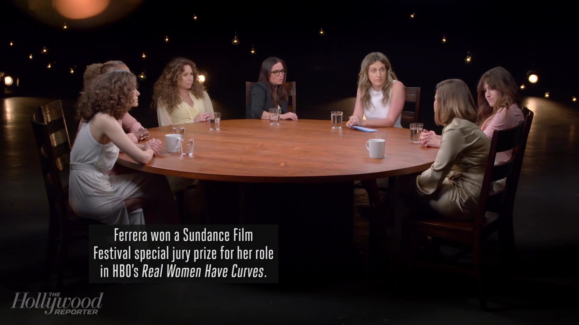 emmyrossumweb_comedyactressroundtable_hollywoodreporter17_001378.jpg