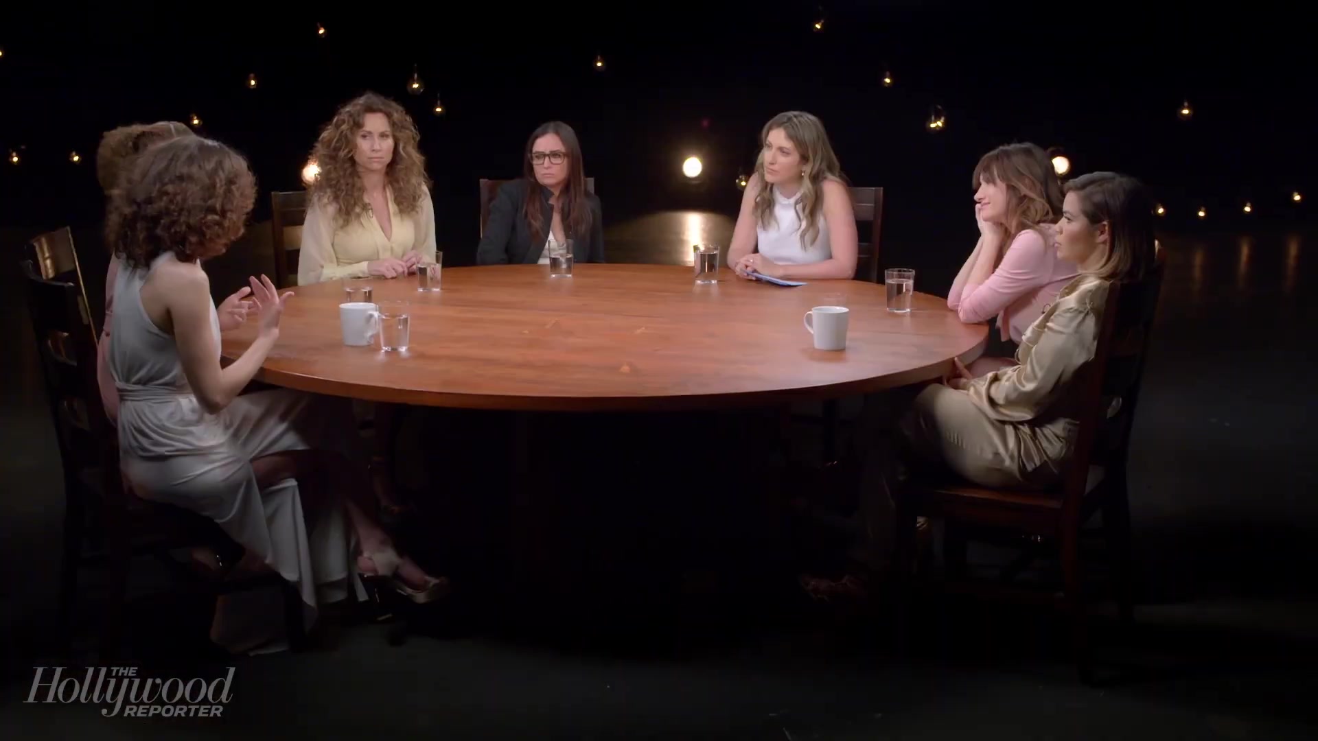 emmyrossumweb_comedyactressroundtable_hollywoodreporter17_001470.jpg