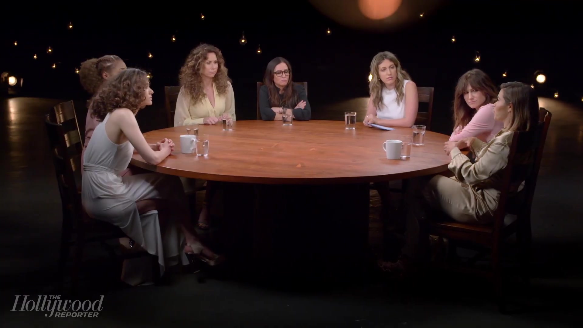 emmyrossumweb_comedyactressroundtable_hollywoodreporter17_001500.jpg