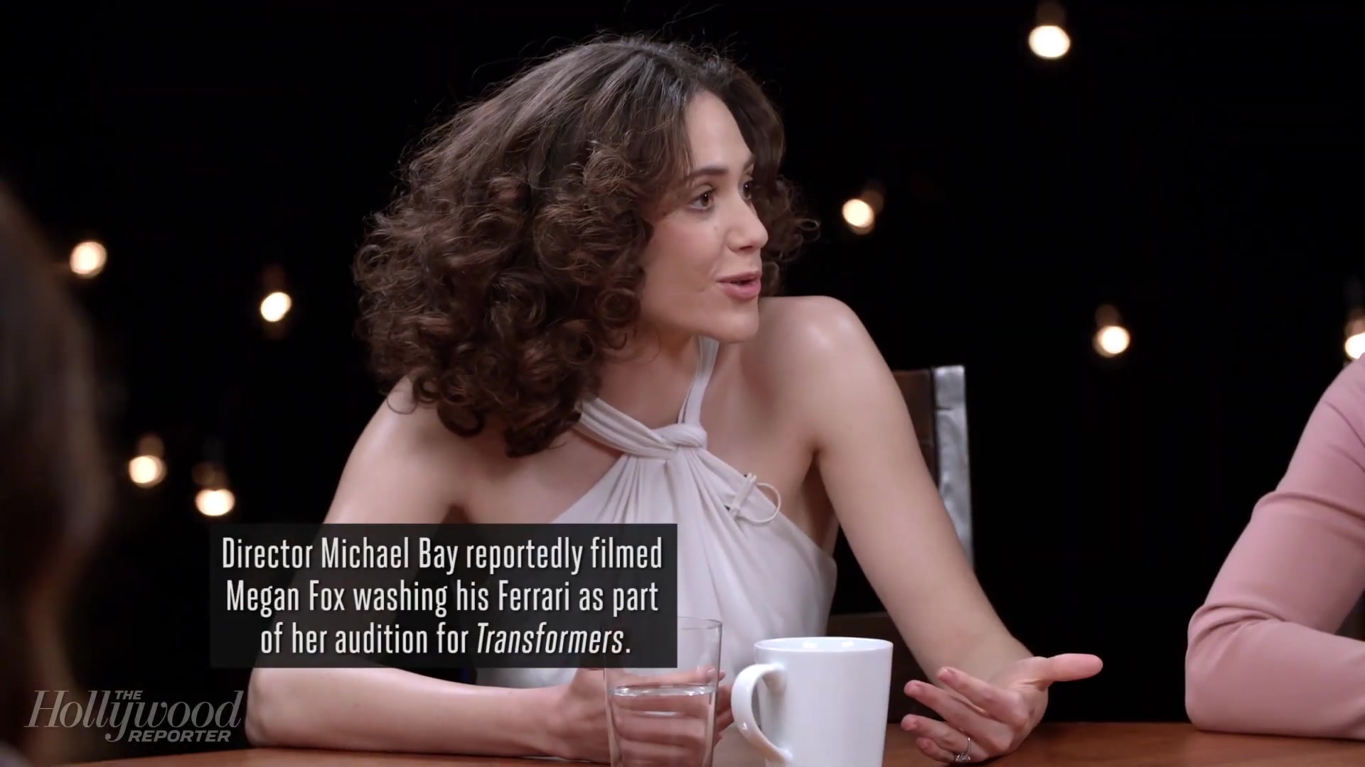 emmyrossumweb_comedyactressroundtable_hollywoodreporter17_002023.jpg