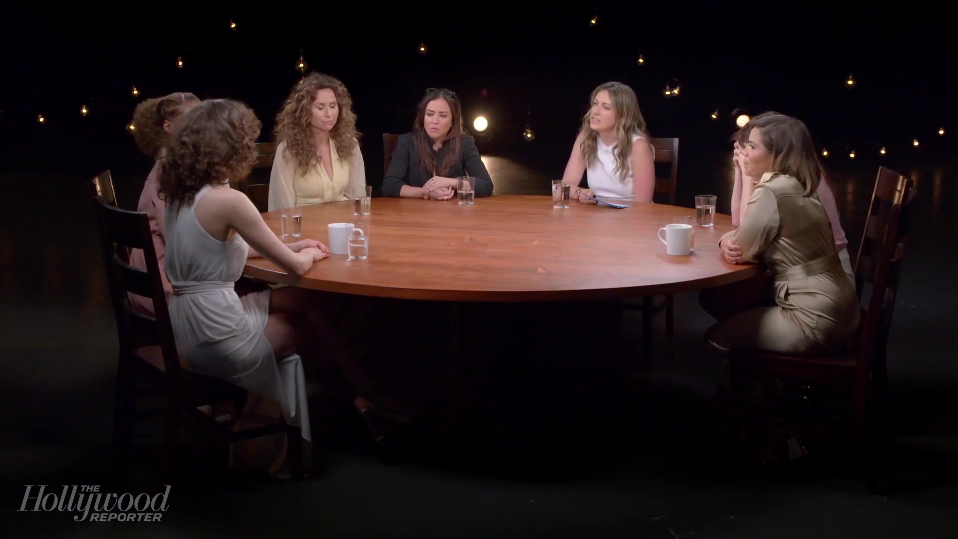 emmyrossumweb_comedyactressroundtable_hollywoodreporter17_002091.jpg emmyrossumweb_comedyactressroundtable_hollywoodreporter17_002091.jpg