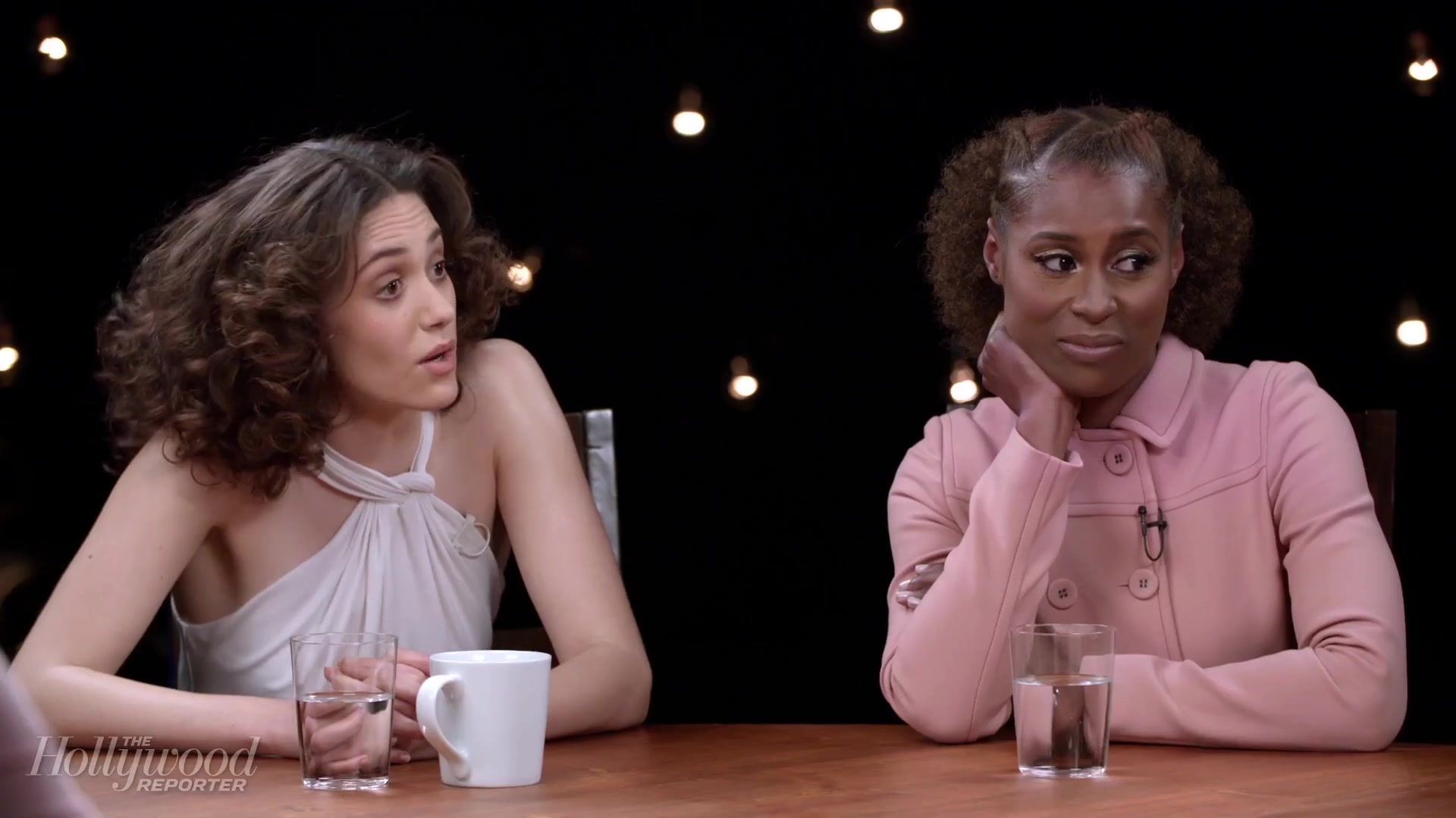 emmyrossumweb_comedyactressroundtable_hollywoodreporter17_002169.jpg