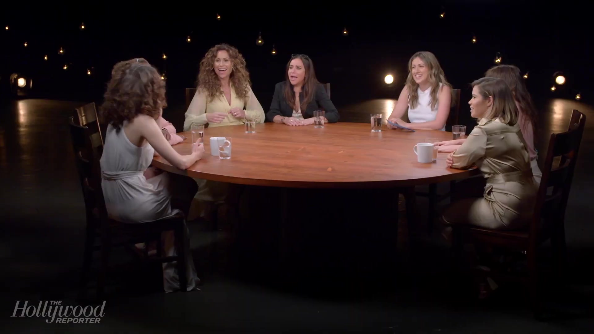 emmyrossumweb_comedyactressroundtable_hollywoodreporter17_002214.jpg emmyrossumweb_comedyactressroundtable_hollywoodreporter17_002214.jpg