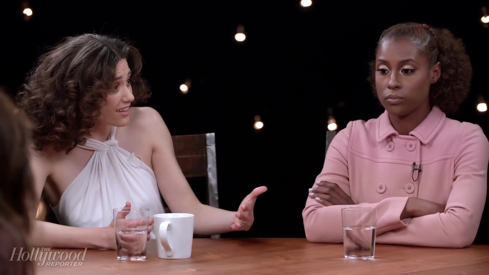 emmyrossumweb_comedyactressroundtable_hollywoodreporter17_002585.jpg