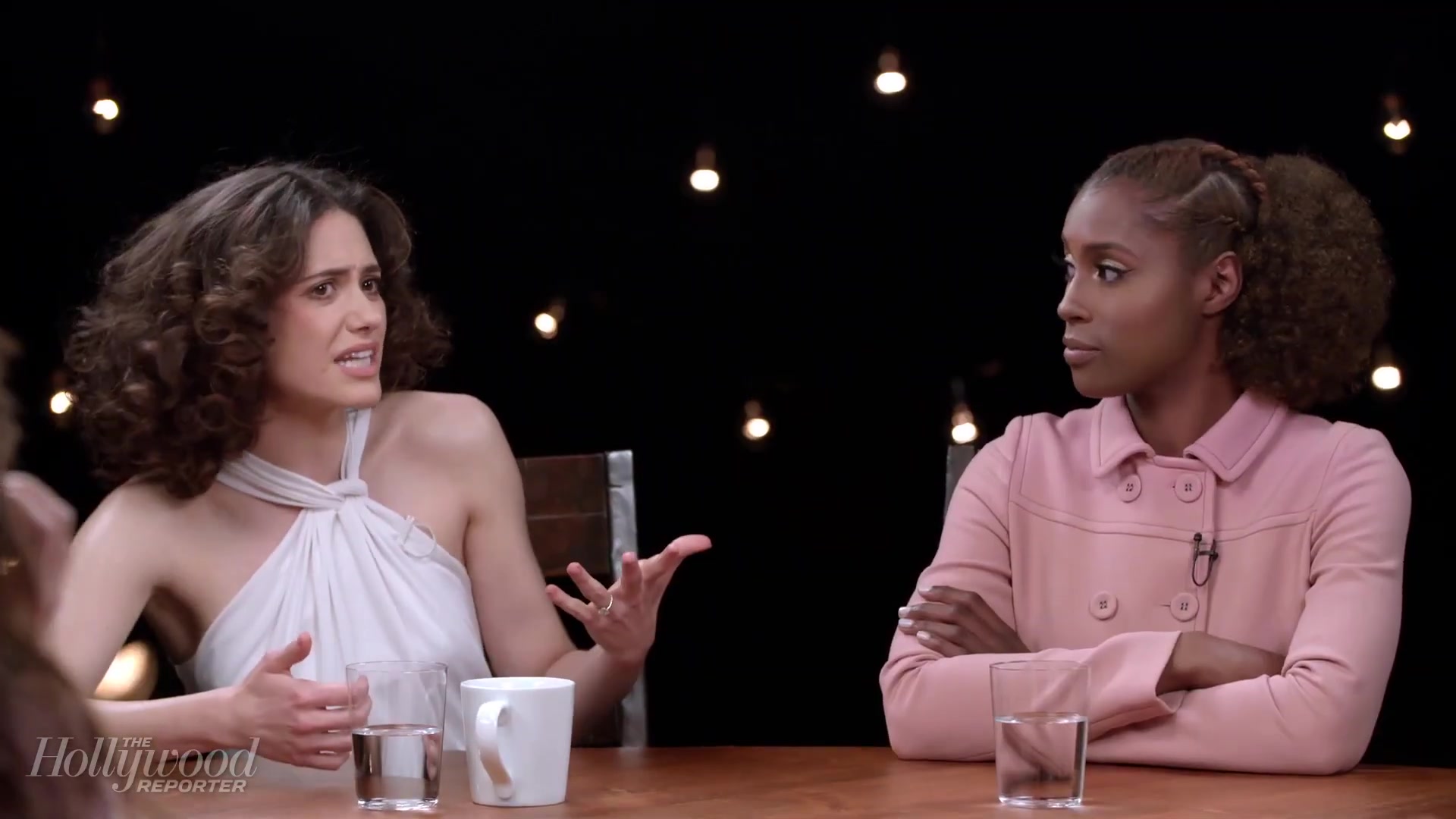 emmyrossumweb_comedyactressroundtable_hollywoodreporter17_002602.jpg