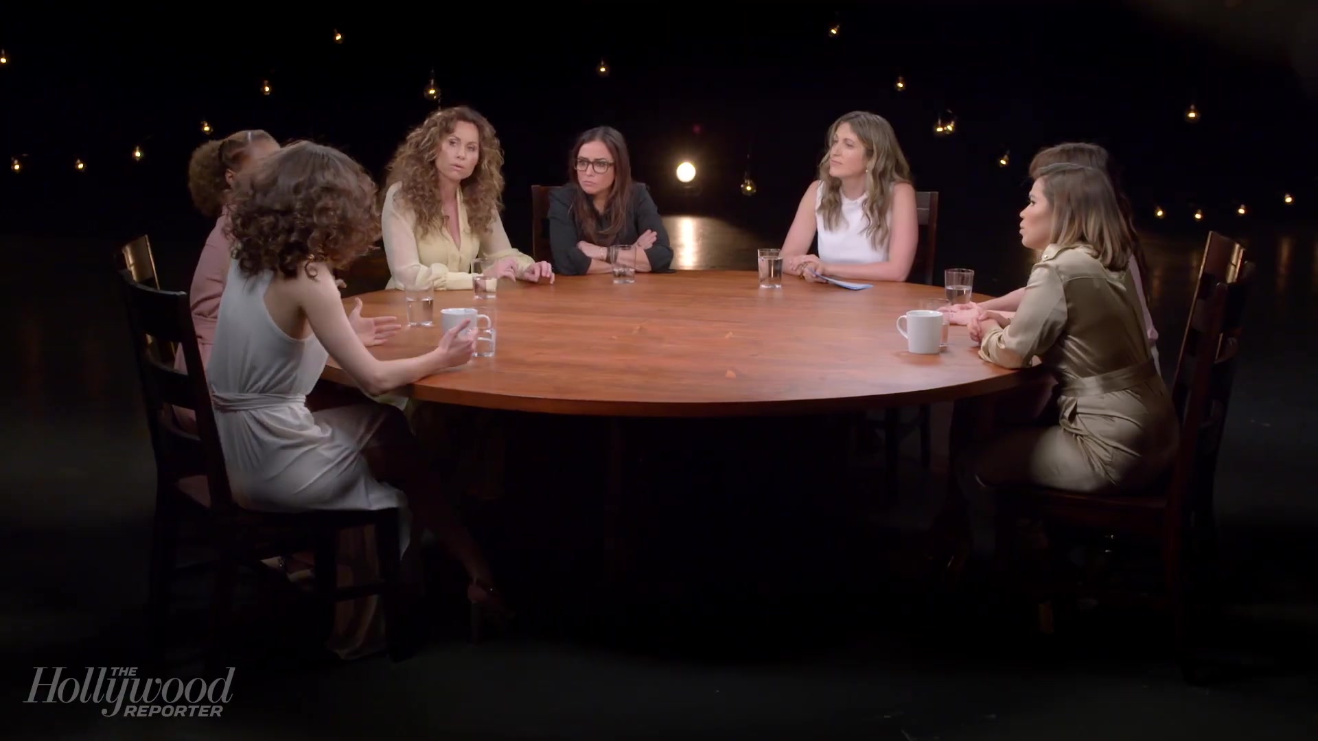 emmyrossumweb_comedyactressroundtable_hollywoodreporter17_002696.jpg