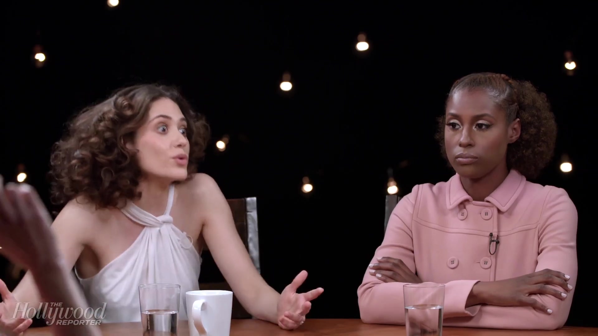 emmyrossumweb_comedyactressroundtable_hollywoodreporter17_002701.jpg