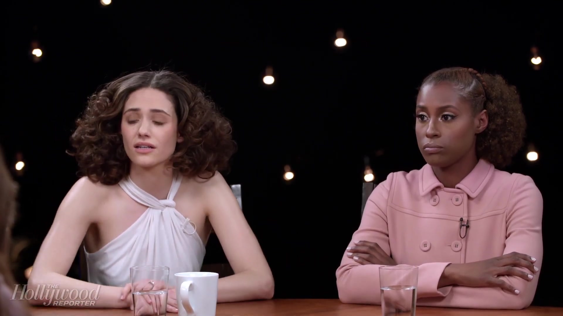 emmyrossumweb_comedyactressroundtable_hollywoodreporter17_002704.jpg
