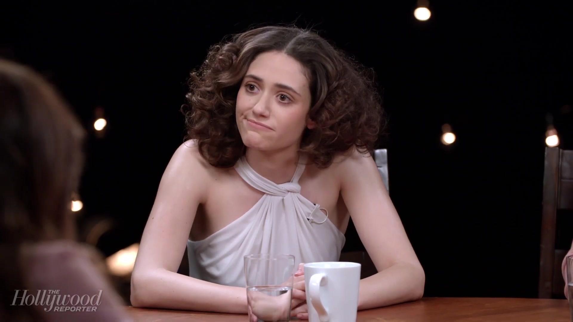 emmyrossumweb_comedyactressroundtable_hollywoodreporter17_002794.jpg