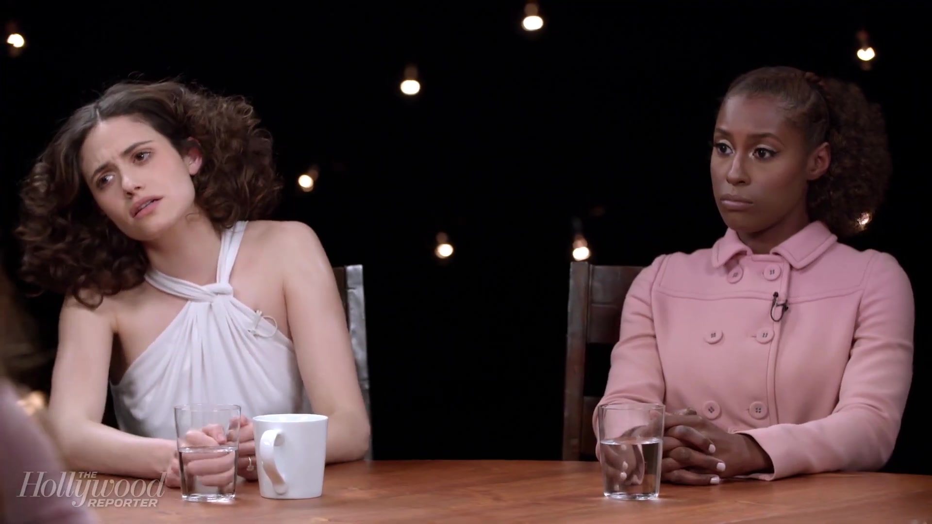 emmyrossumweb_comedyactressroundtable_hollywoodreporter17_002803.jpg