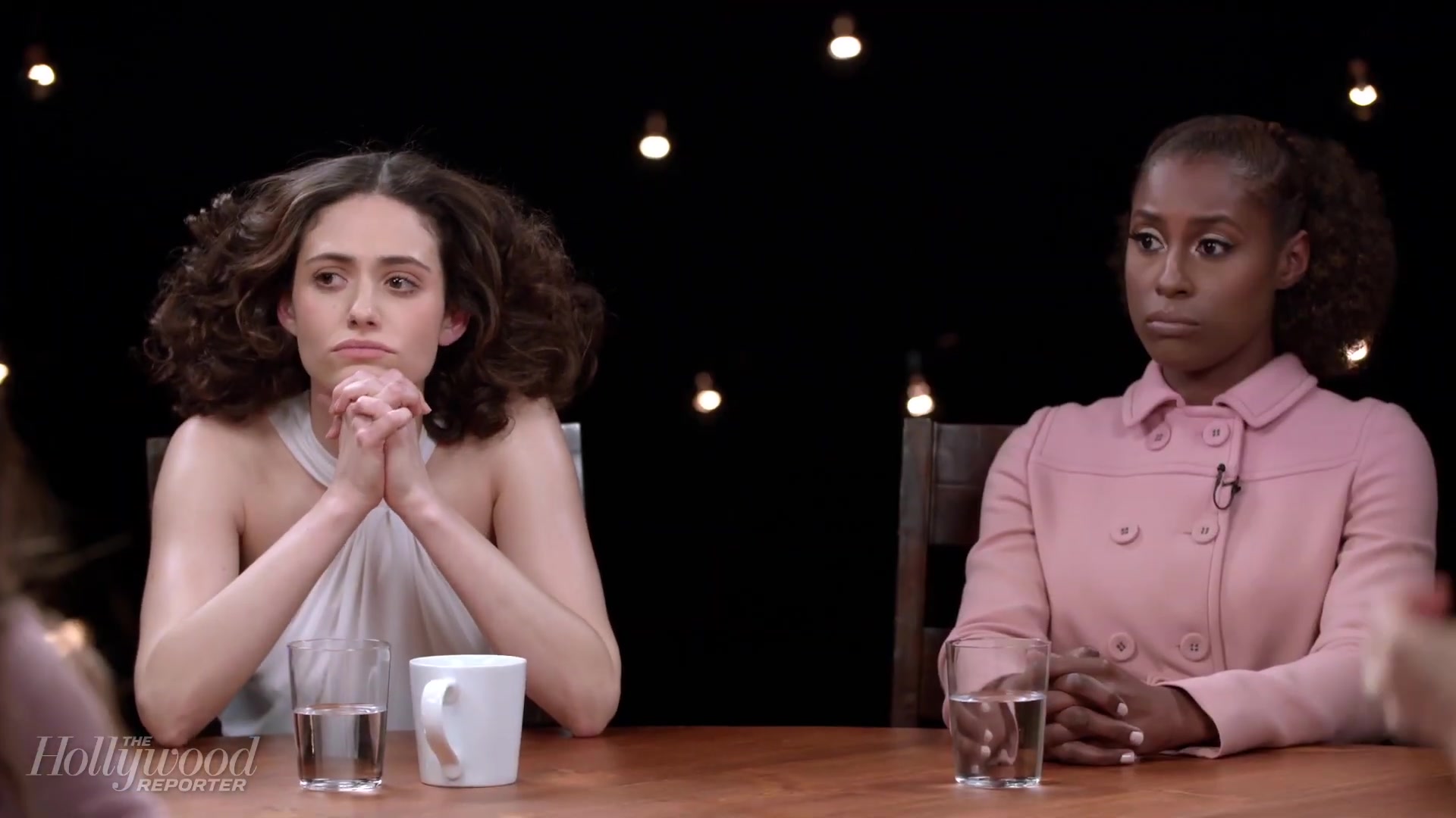 emmyrossumweb_comedyactressroundtable_hollywoodreporter17_002822.jpg