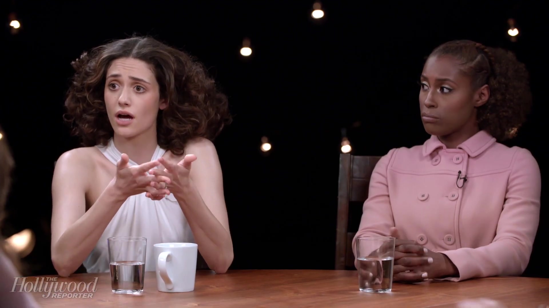 emmyrossumweb_comedyactressroundtable_hollywoodreporter17_002827.jpg