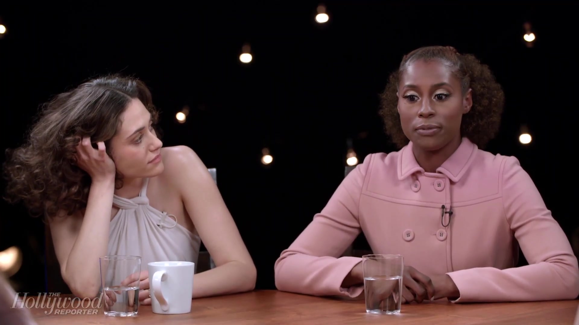 emmyrossumweb_comedyactressroundtable_hollywoodreporter17_002887.jpg