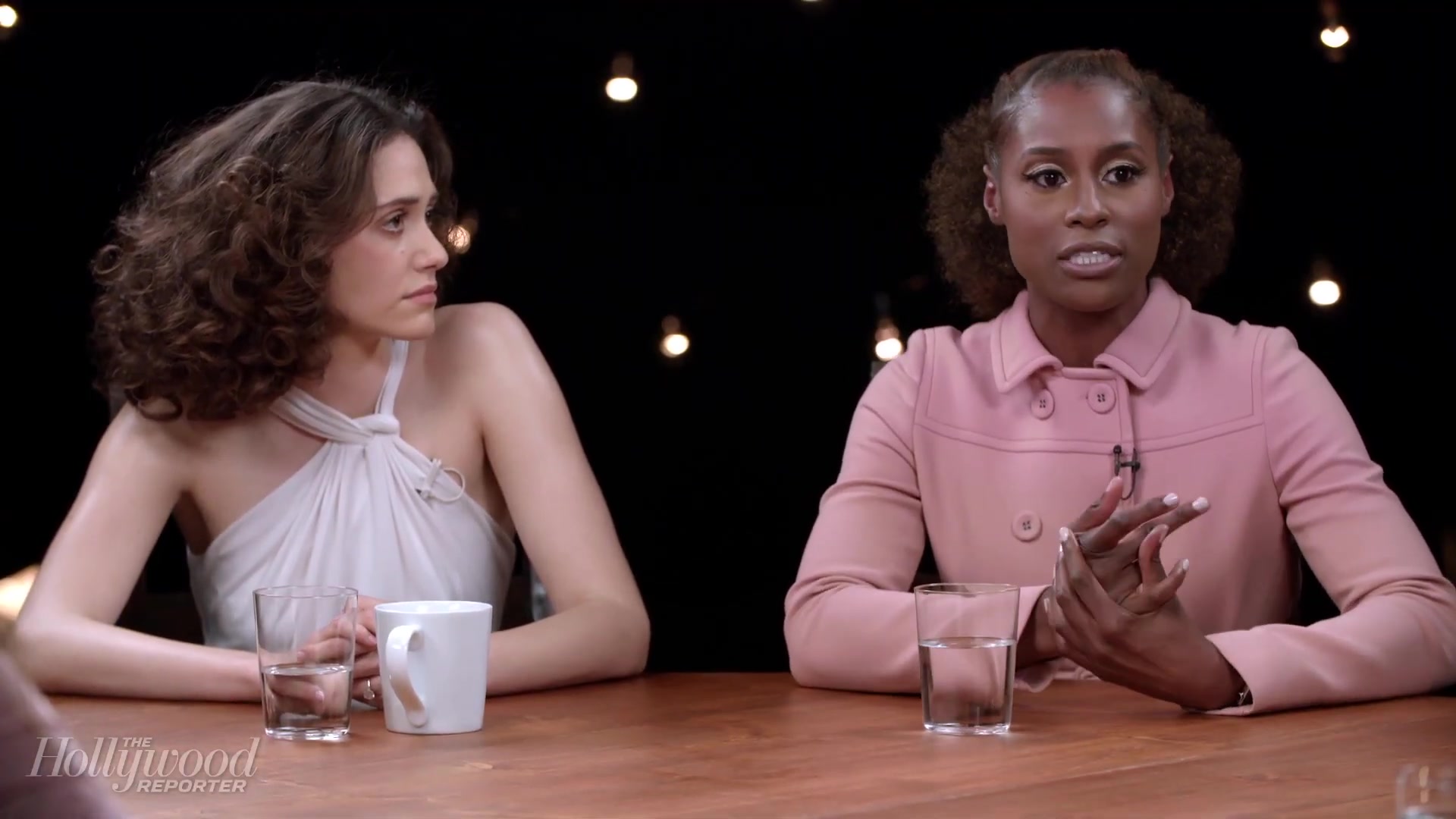emmyrossumweb_comedyactressroundtable_hollywoodreporter17_002905.jpg