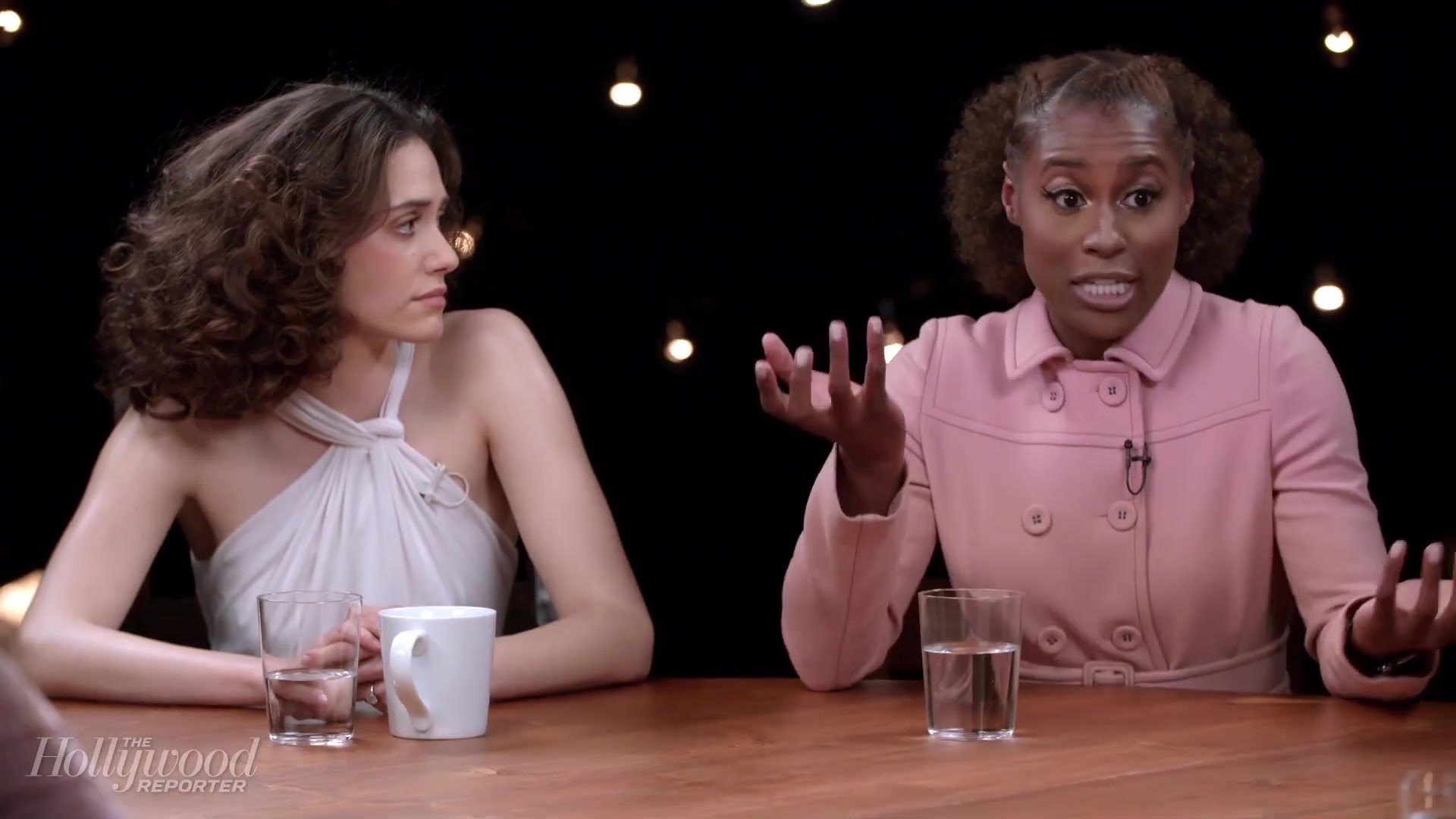 emmyrossumweb_comedyactressroundtable_hollywoodreporter17_002907.jpg