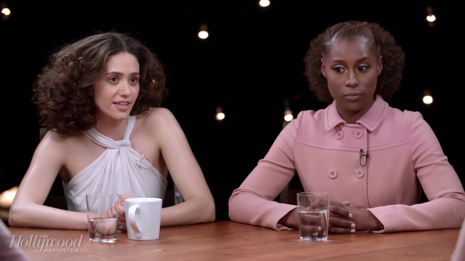 emmyrossumweb_comedyactressroundtable_hollywoodreporter17_002927.jpg