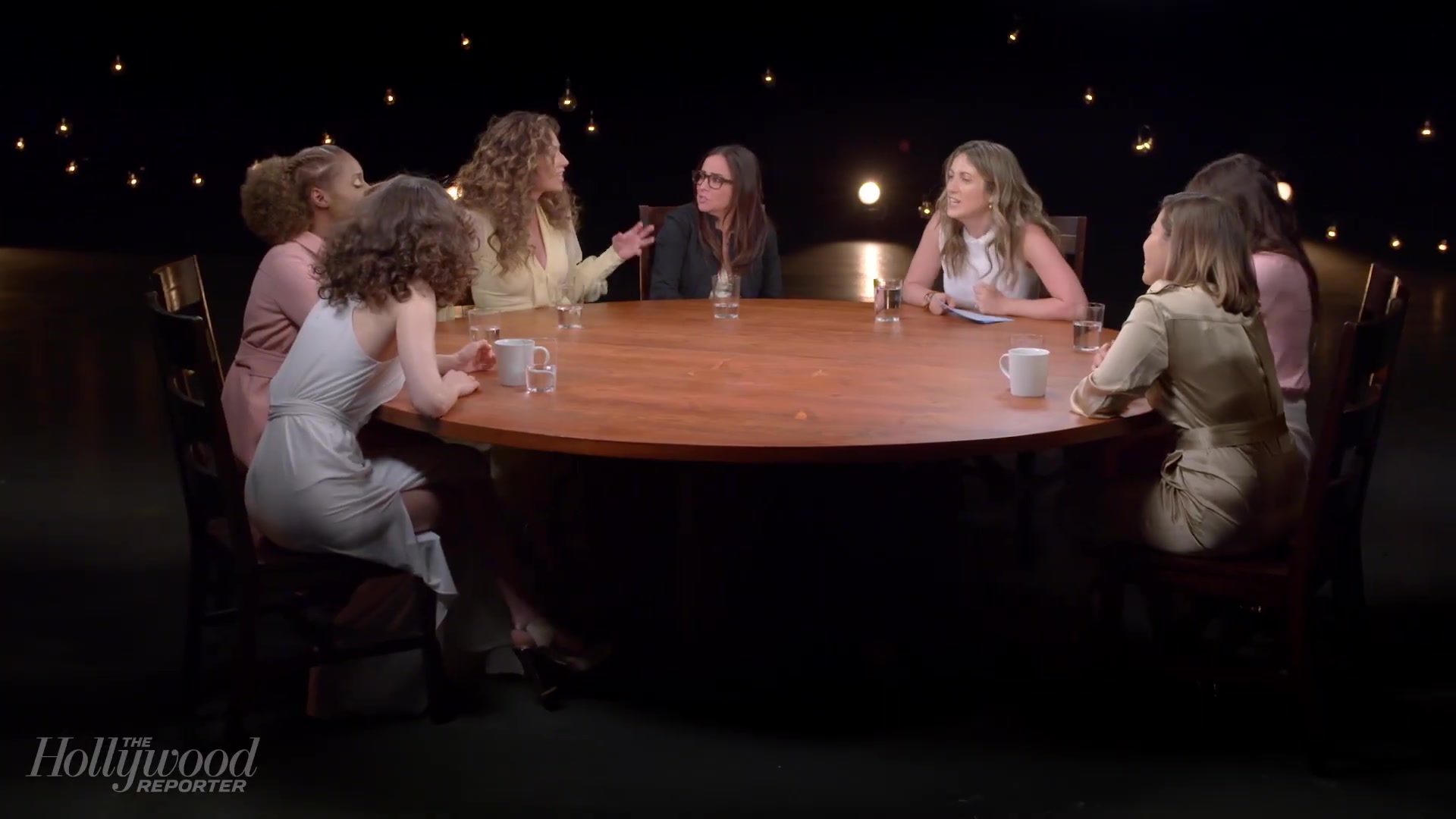emmyrossumweb_comedyactressroundtable_hollywoodreporter17_002936.jpg