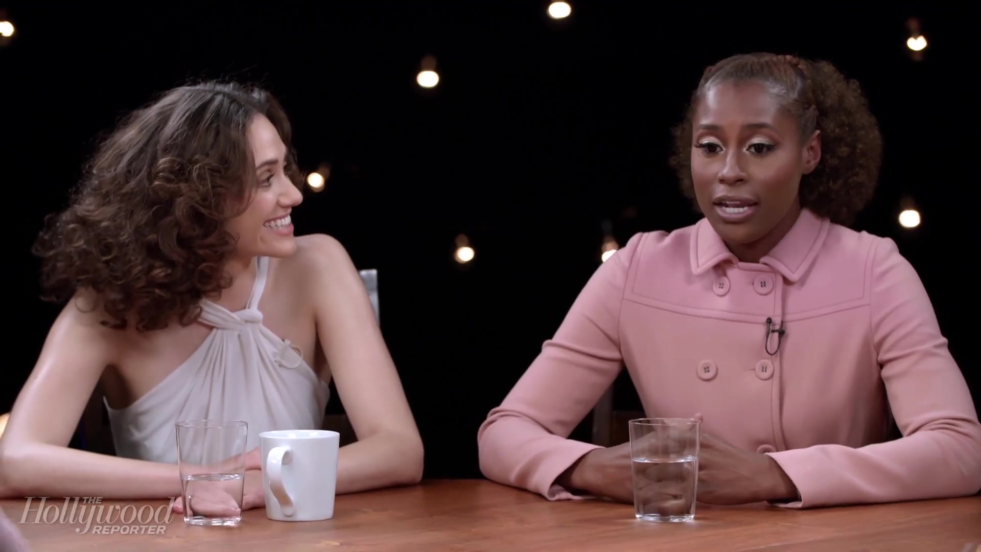 emmyrossumweb_comedyactressroundtable_hollywoodreporter17_002991.jpg