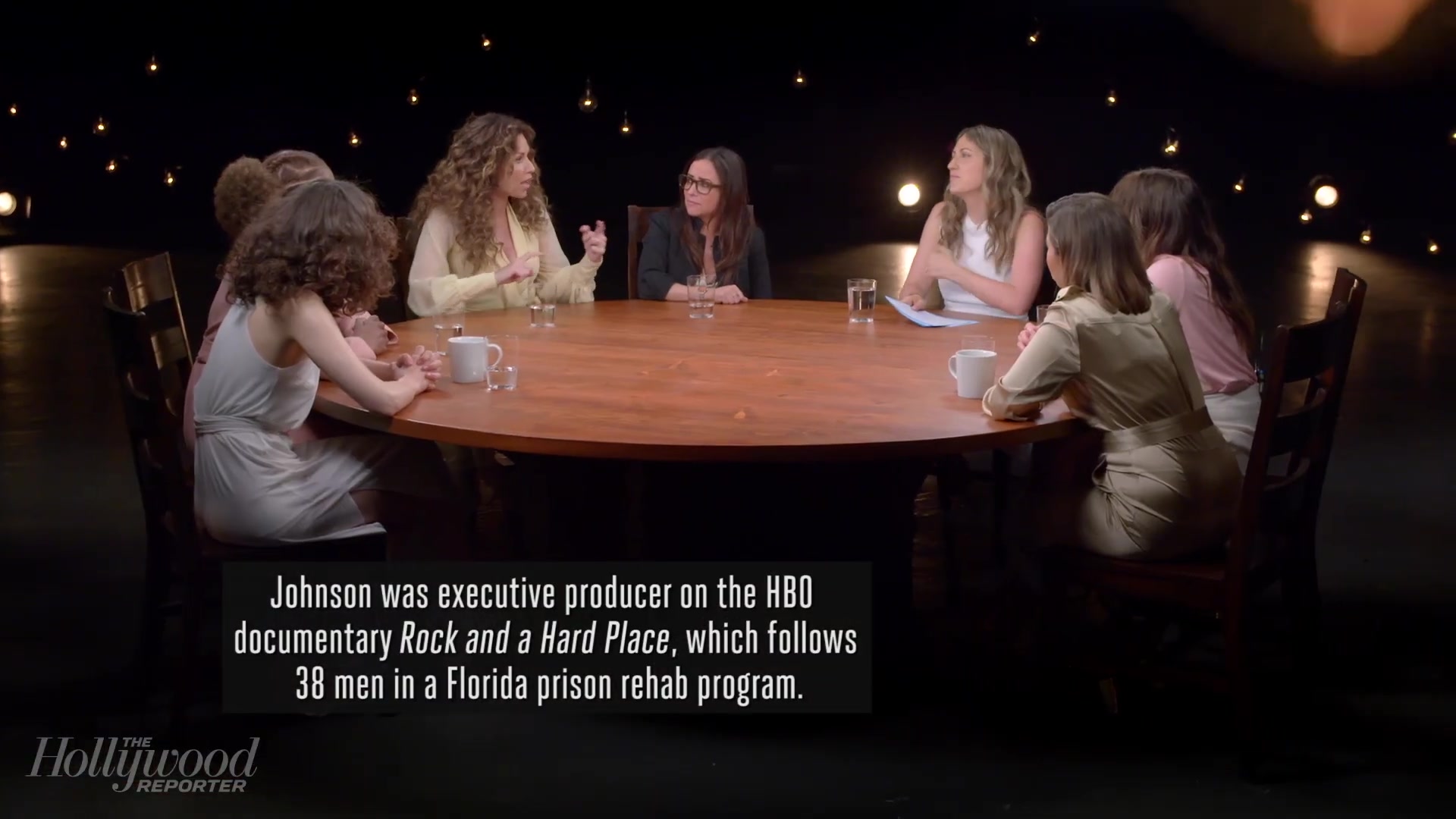 emmyrossumweb_comedyactressroundtable_hollywoodreporter17_003066.jpg