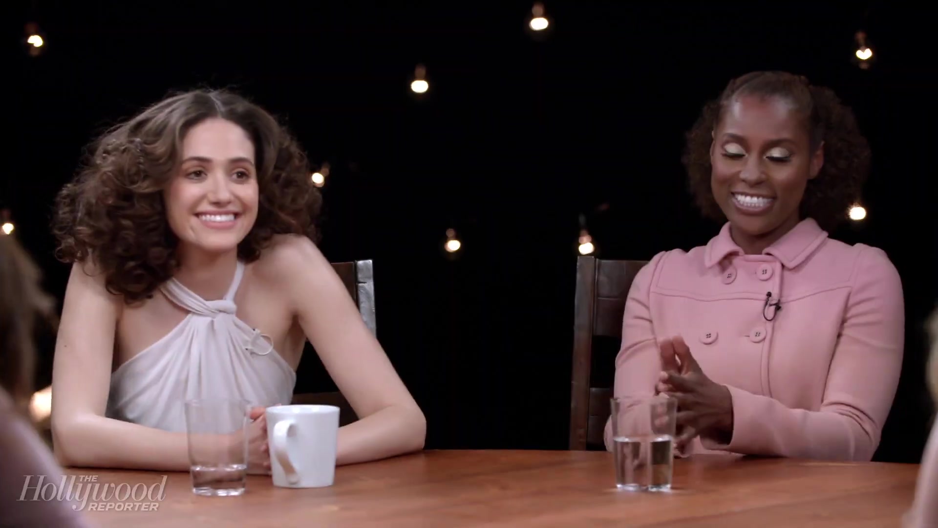 emmyrossumweb_comedyactressroundtable_hollywoodreporter17_003210.jpg