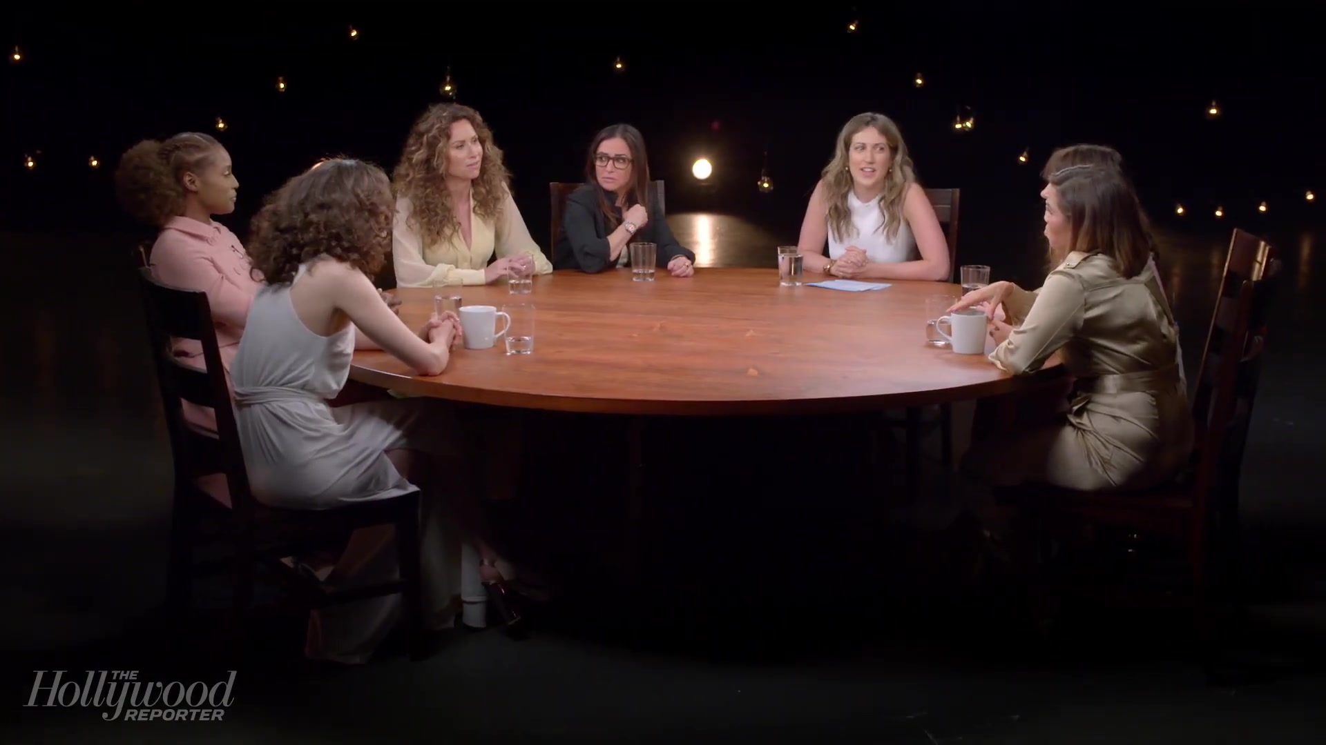 emmyrossumweb_comedyactressroundtable_hollywoodreporter17_003218.jpg