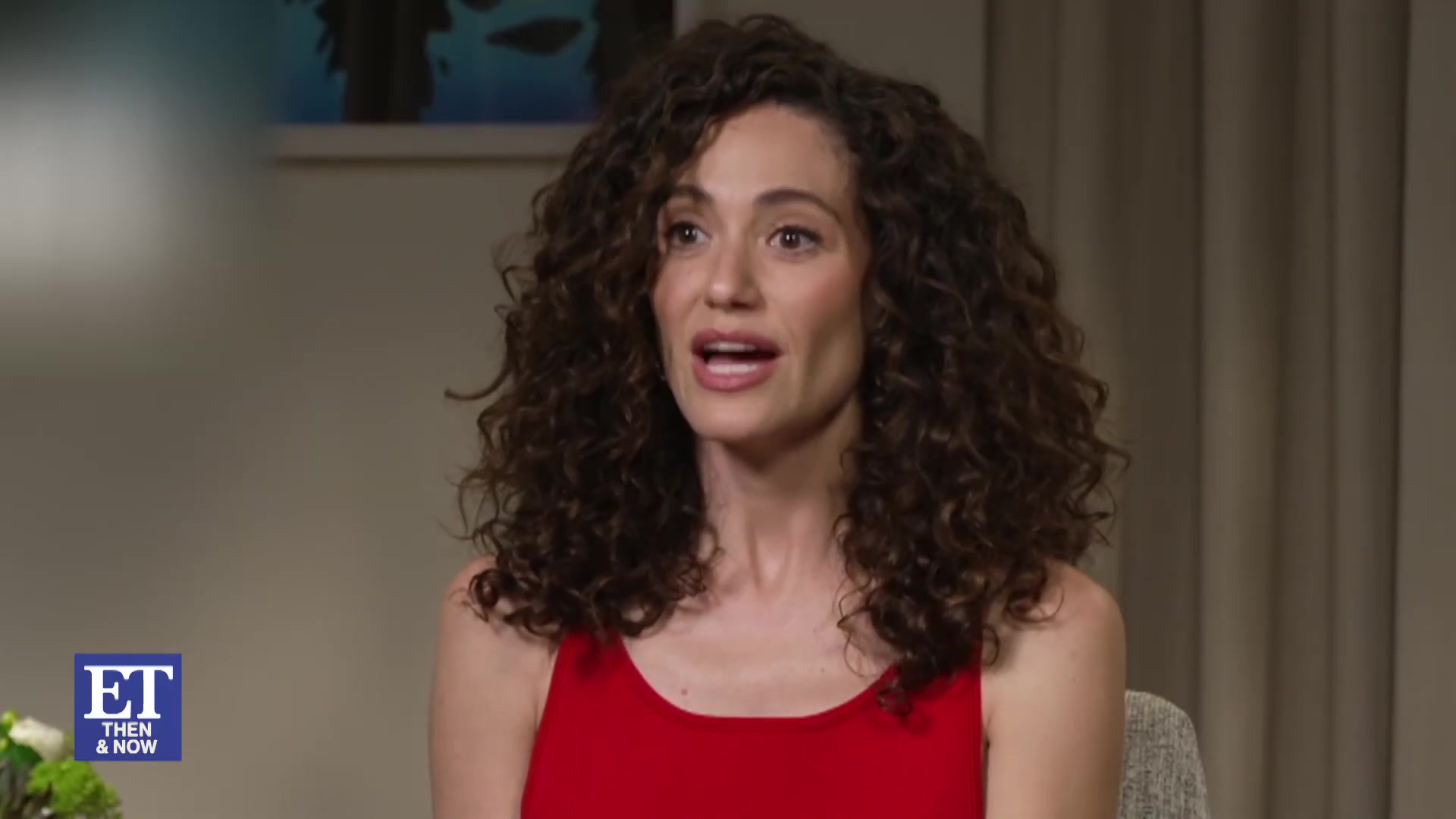 emmyrossumweb_etnowthen_furious_000115.jpg