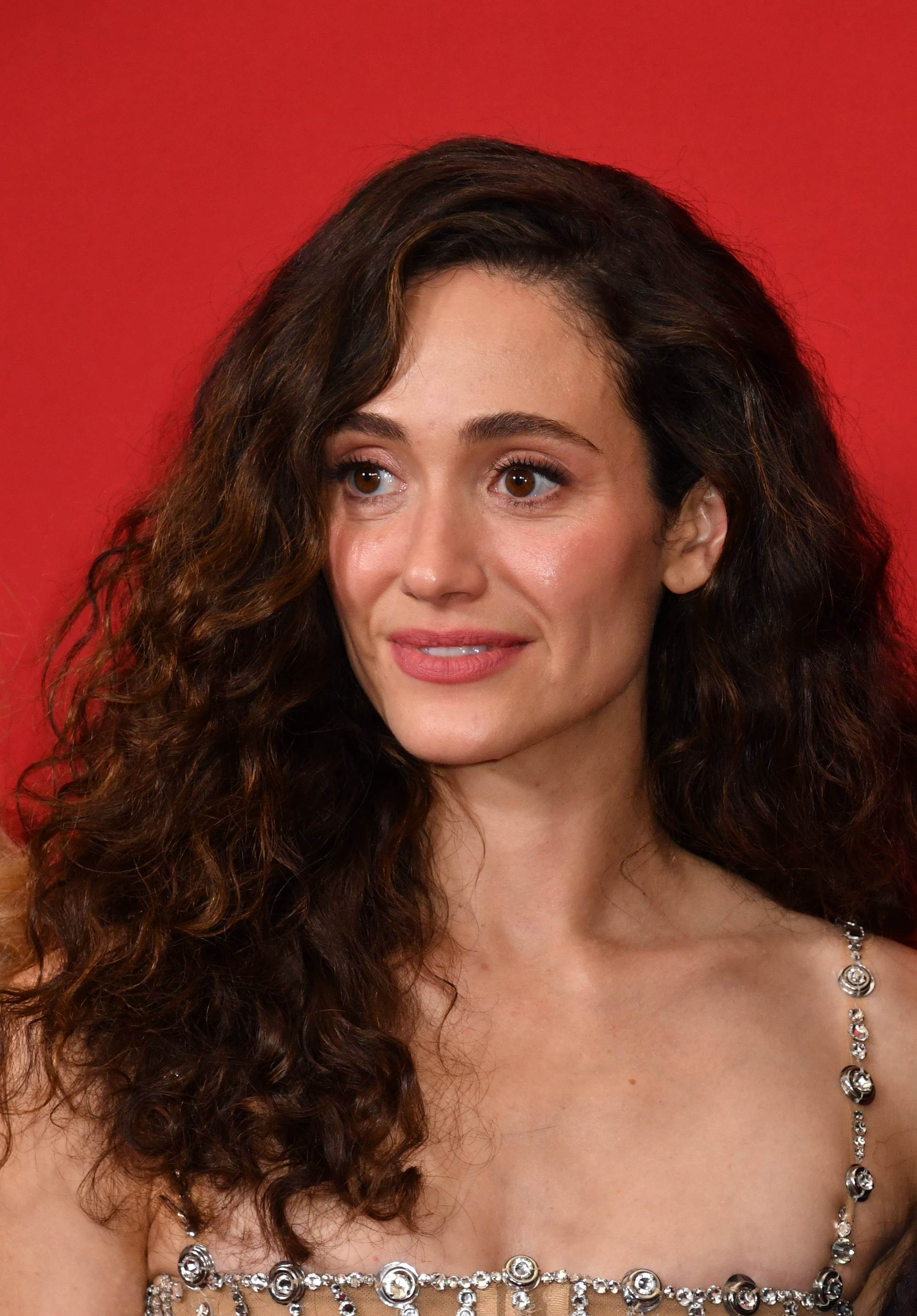 emmyrossumweb_furious_nycpremiere_282729.jpg