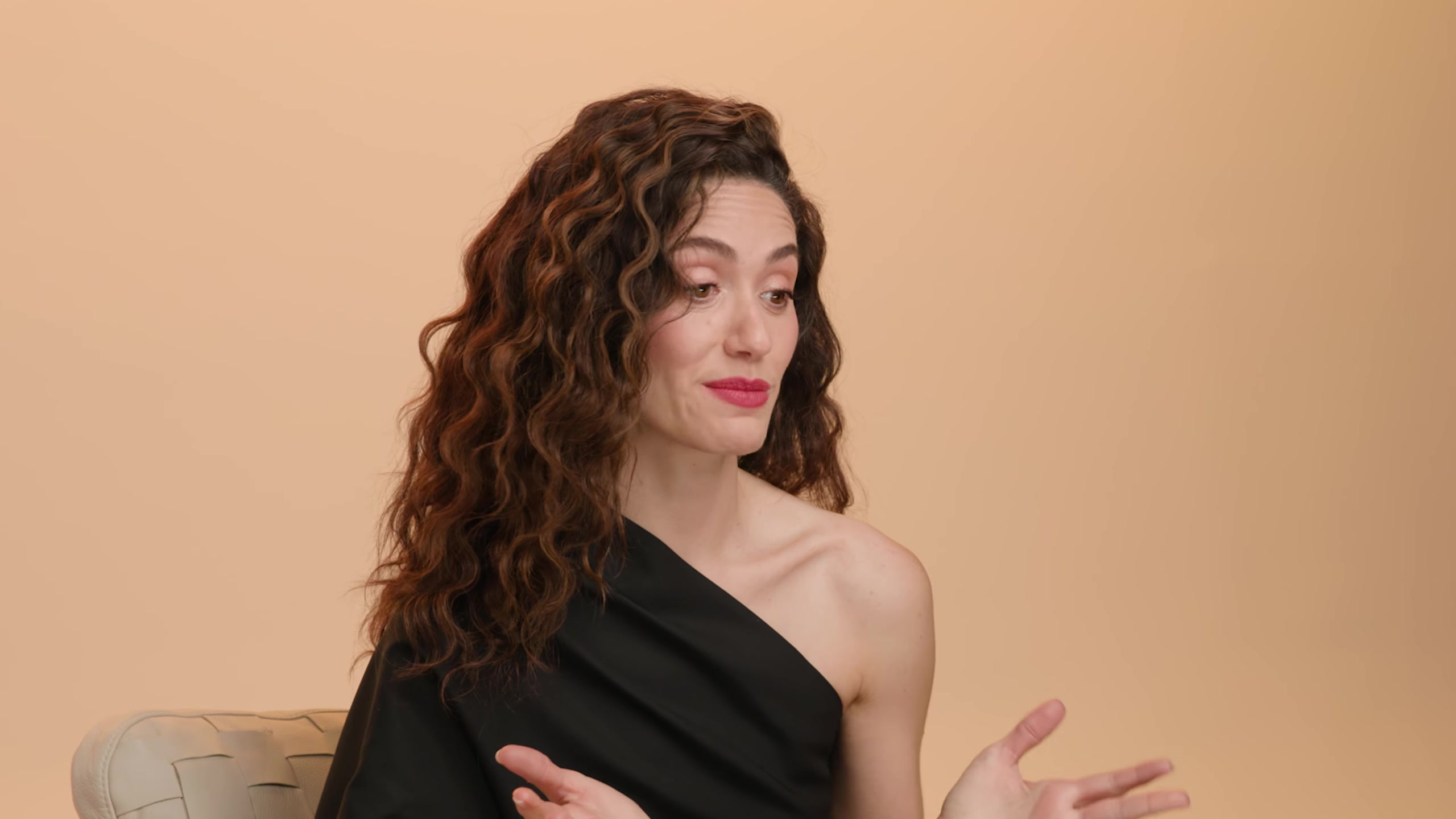 emmyrossumweb_hiddenpowerfemalerage_tiff_000032.jpg emmyrossumweb_hiddenpowerfemalerage_tiff_000032.jpg