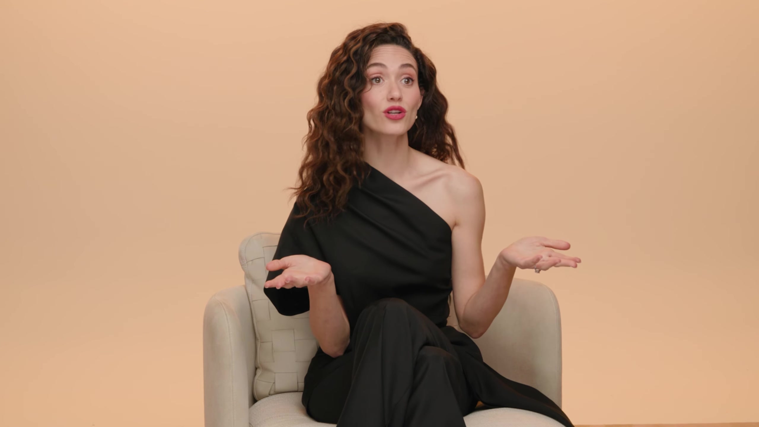 emmyrossumweb_hiddenpowerfemalerage_tiff_000052.jpg emmyrossumweb_hiddenpowerfemalerage_tiff_000052.jpg