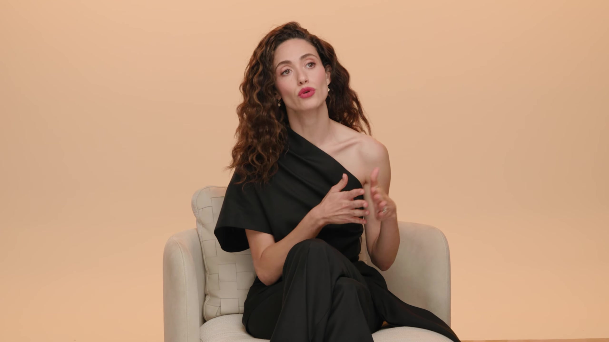 emmyrossumweb_hiddenpowerfemalerage_tiff_000055.jpg
