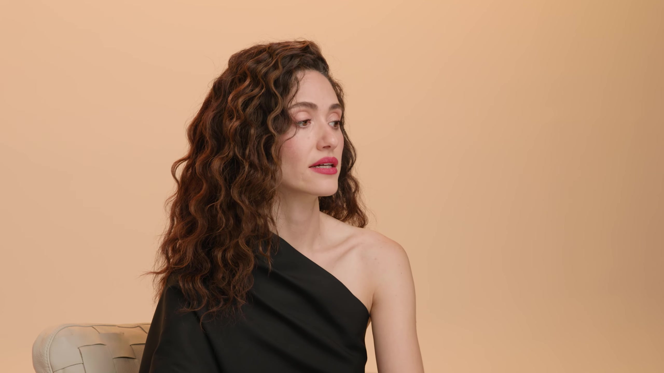 emmyrossumweb_hiddenpowerfemalerage_tiff_000103.jpg emmyrossumweb_hiddenpowerfemalerage_tiff_000103.jpg