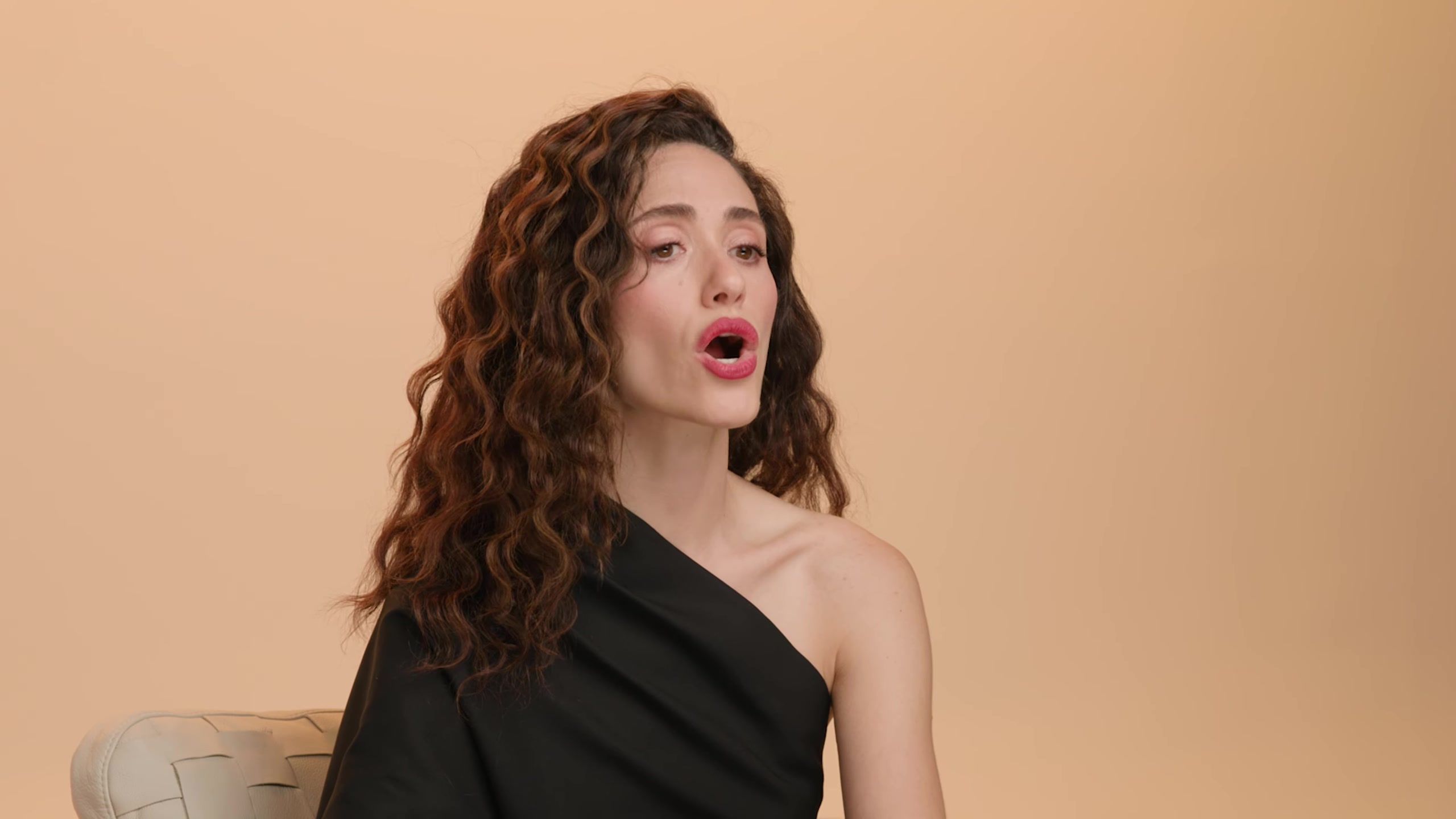emmyrossumweb_hiddenpowerfemalerage_tiff_000115.jpg