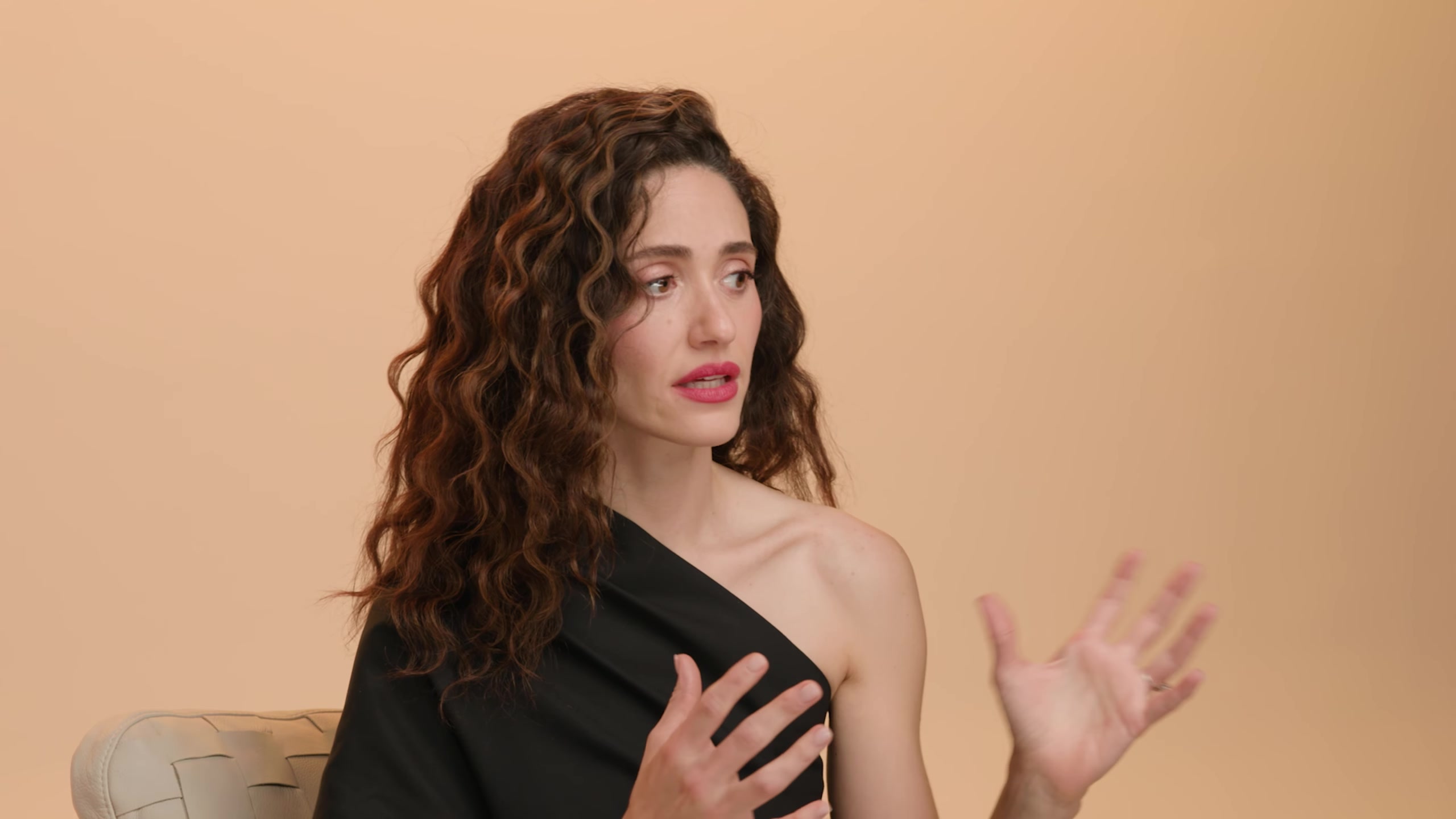 emmyrossumweb_hiddenpowerfemalerage_tiff_000140.jpg emmyrossumweb_hiddenpowerfemalerage_tiff_000140.jpg