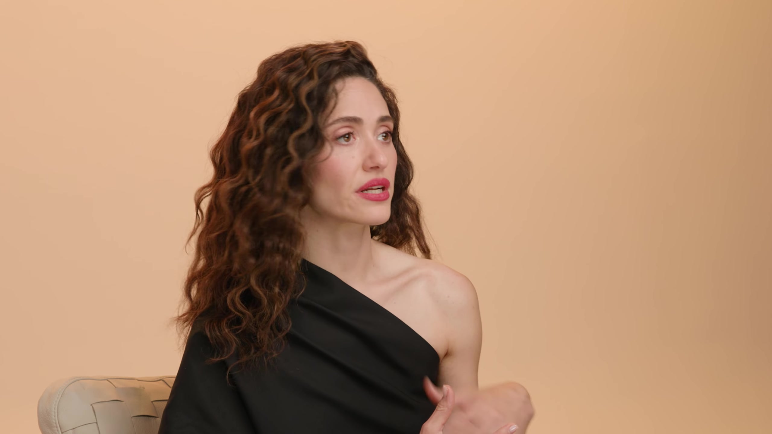 emmyrossumweb_hiddenpowerfemalerage_tiff_000160.jpg emmyrossumweb_hiddenpowerfemalerage_tiff_000160.jpg