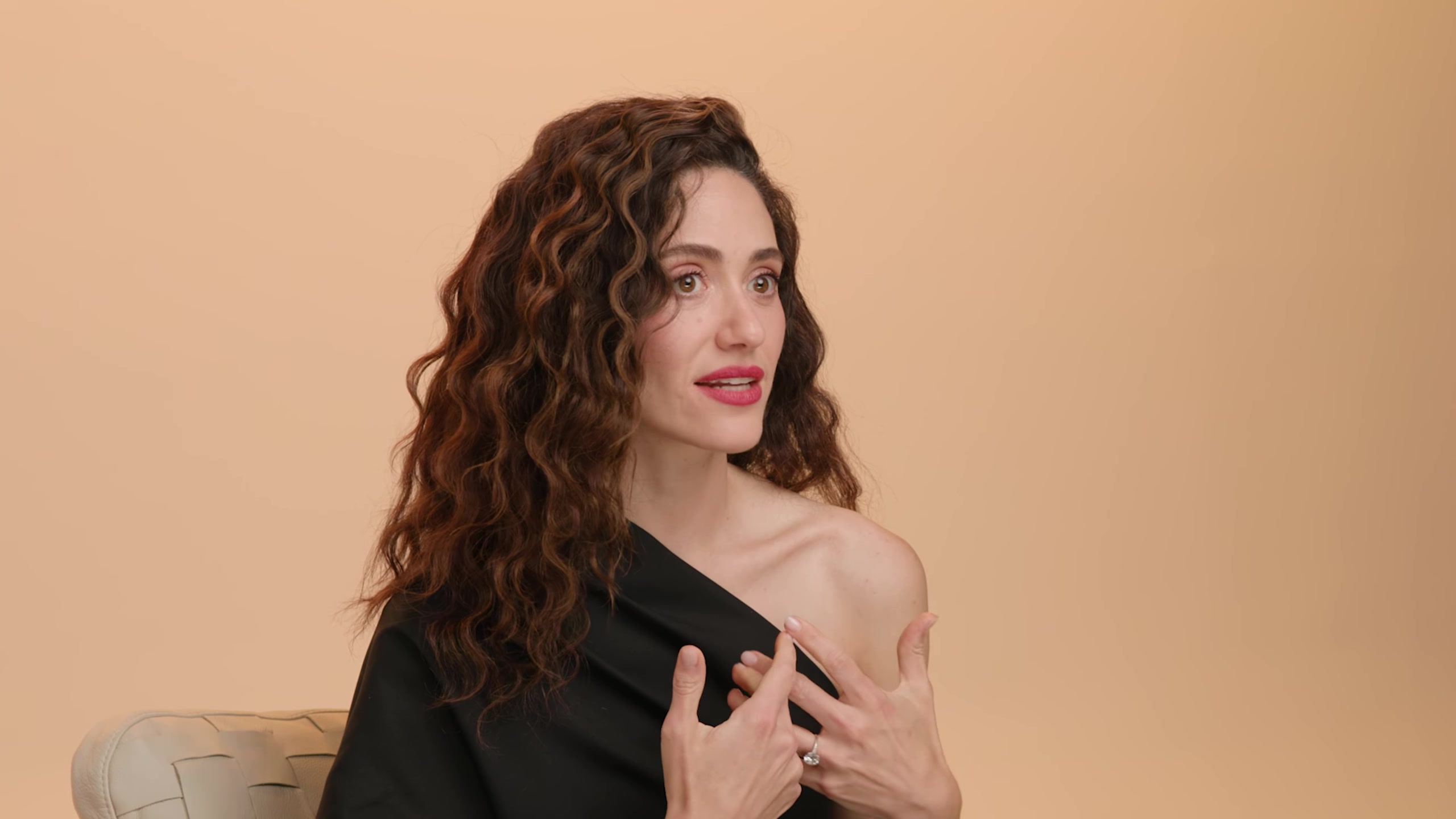 emmyrossumweb_hiddenpowerfemalerage_tiff_000245.jpg emmyrossumweb_hiddenpowerfemalerage_tiff_000245.jpg