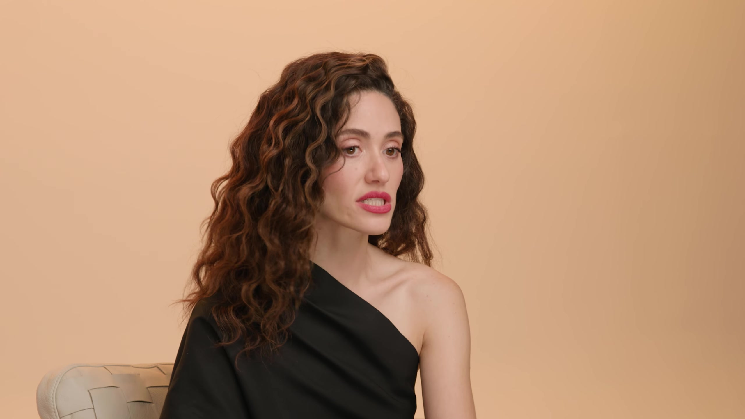 emmyrossumweb_hiddenpowerfemalerage_tiff_000271.jpg emmyrossumweb_hiddenpowerfemalerage_tiff_000271.jpg