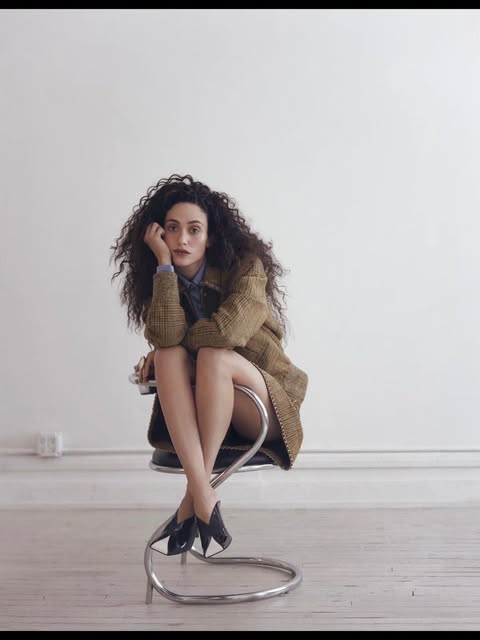 emmyrossumweb_numeronetherlands_28429.jpg