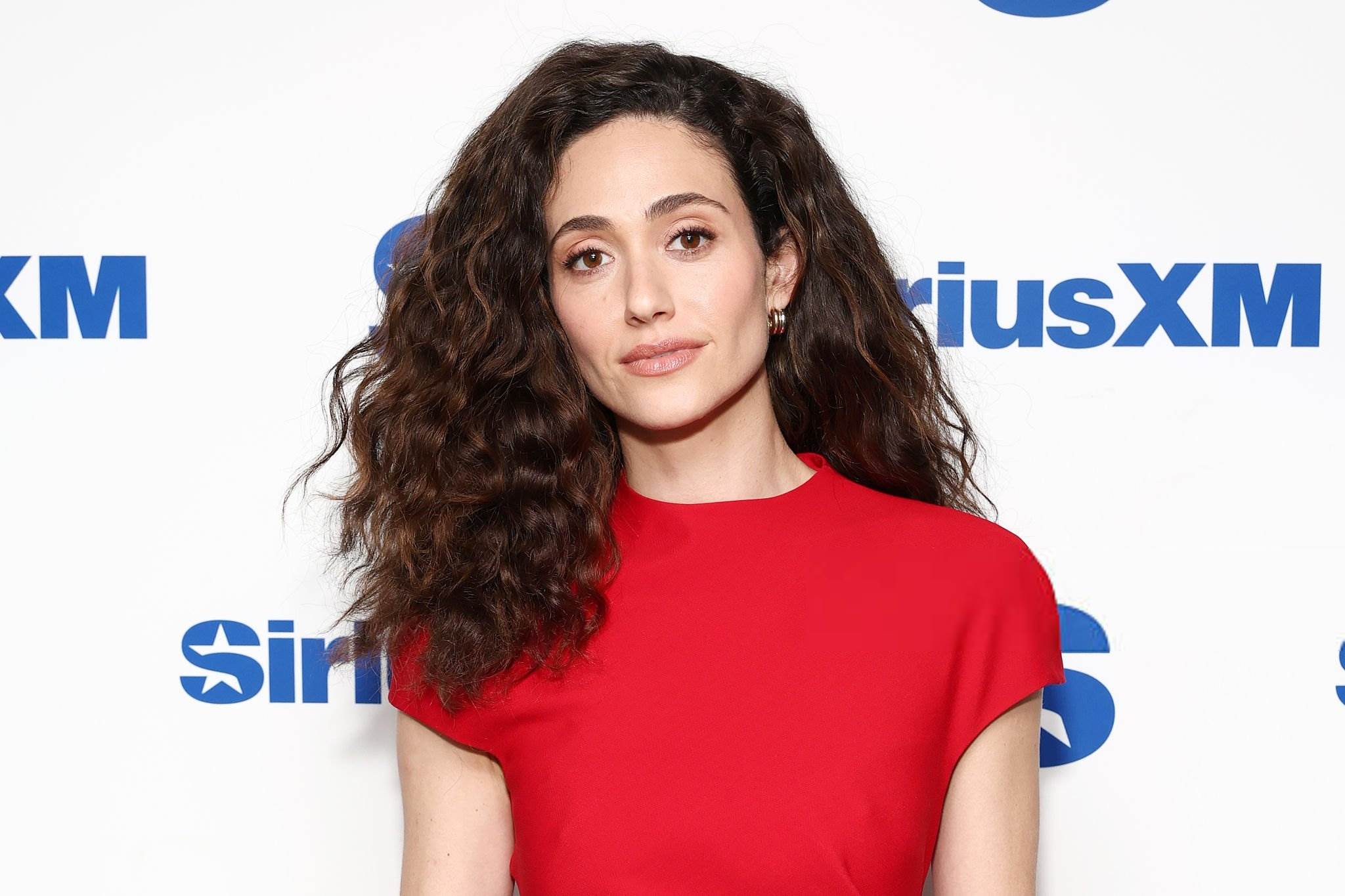 emmyrossumweb_siriusXMstudios_28829.jpg