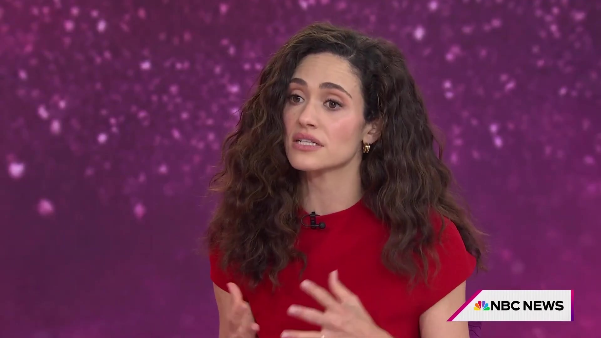emmyrossumweb_todayshow_000155.jpg