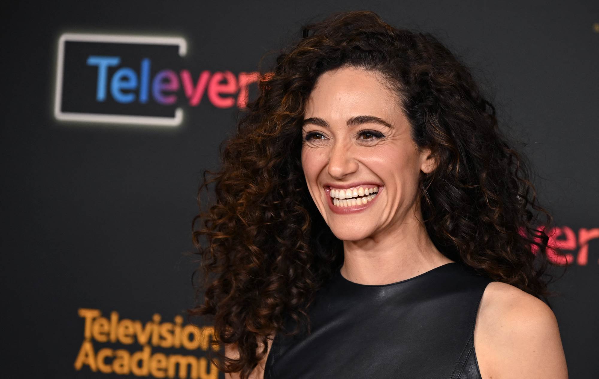 emmyrossumweb_tvacadfestival_arrivals_28429.jpg