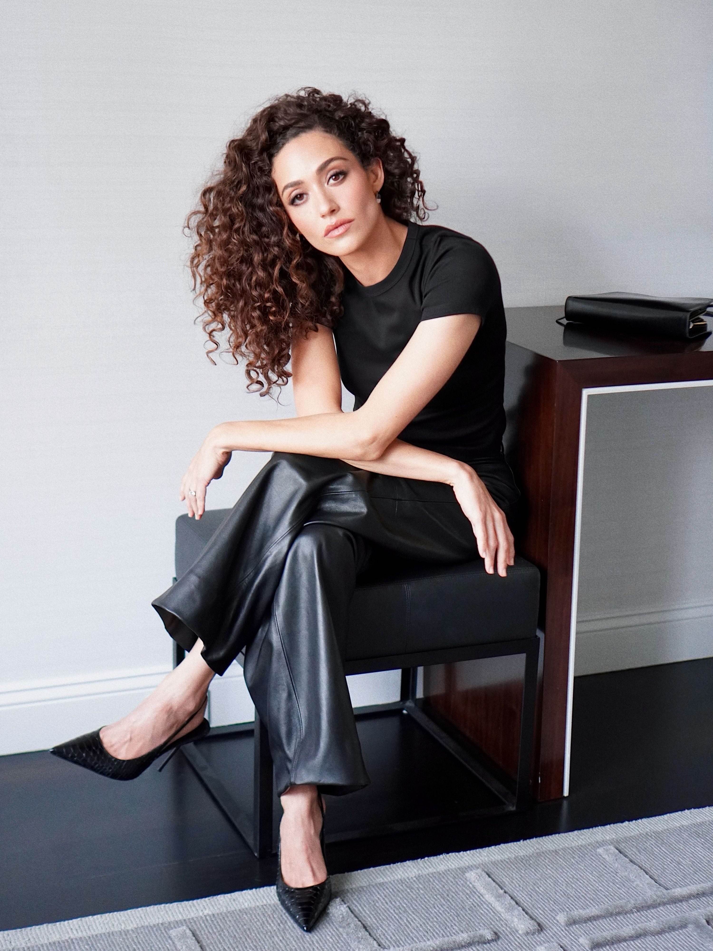 emmyrossumweb_vernonfrancoissession_28529.jpg emmyrossumweb_vernonfrancoissession_28529.jpg