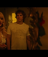 Angelyne_S01E01_Dream_Machine_1080p_ERW_001929.jpg